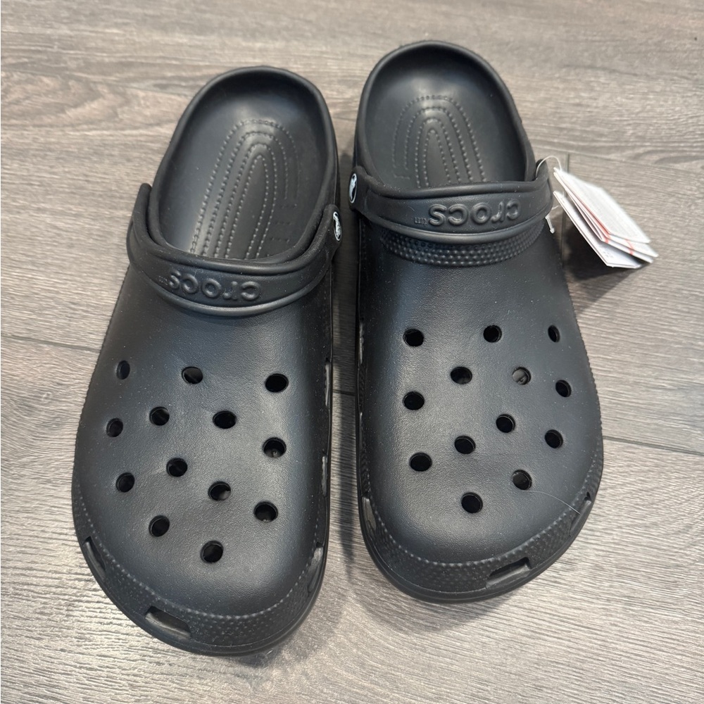 CROCS Black Ventilated Clogs